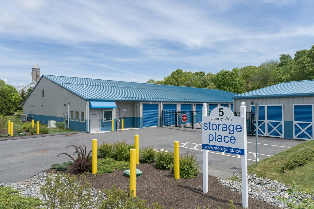 Storage Place Niantic - Photo 1