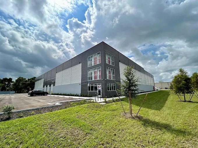 Store Space Self Storage - Photo 1