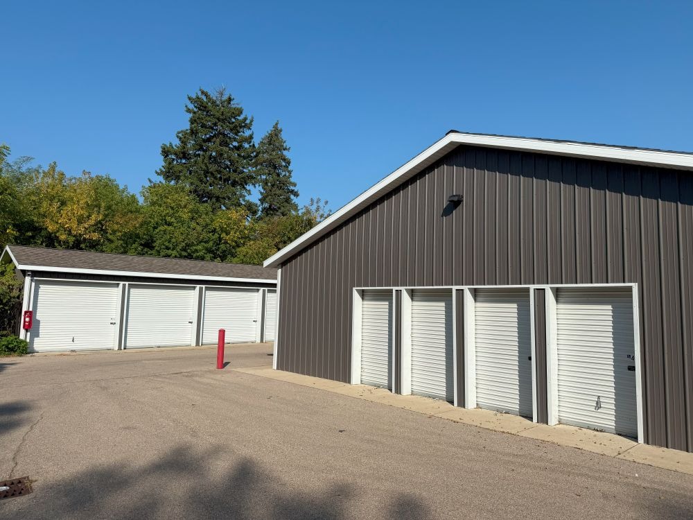 Boxer Storage - Walker - Photo 1