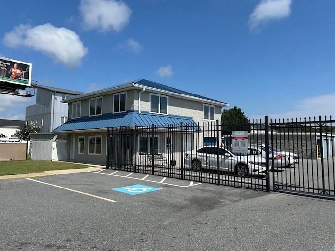 Store Space Self Storage - Photo 1