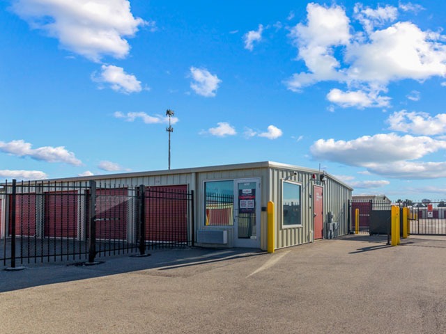 Store Space Self Storage at  E Brannick Rd