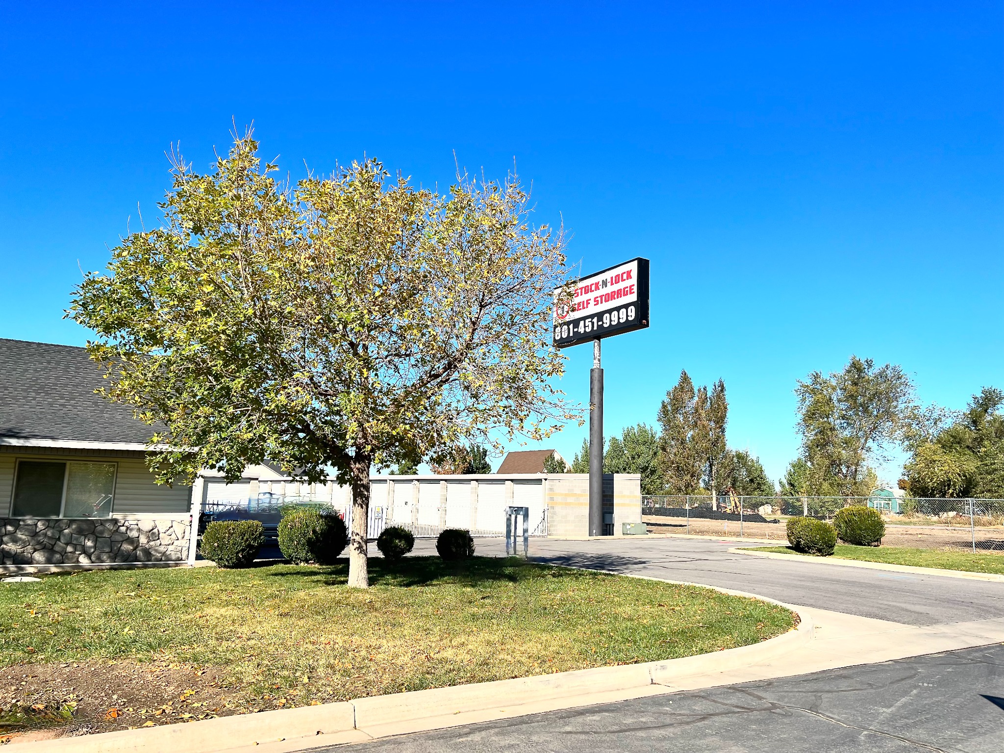 STOCK N LOCK STORAGE Farmington at 1052 S 325 W