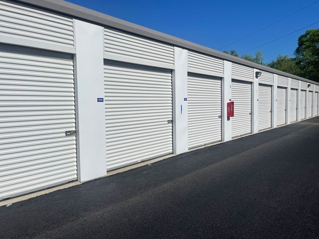 Store Space Self Storage - Photo 2