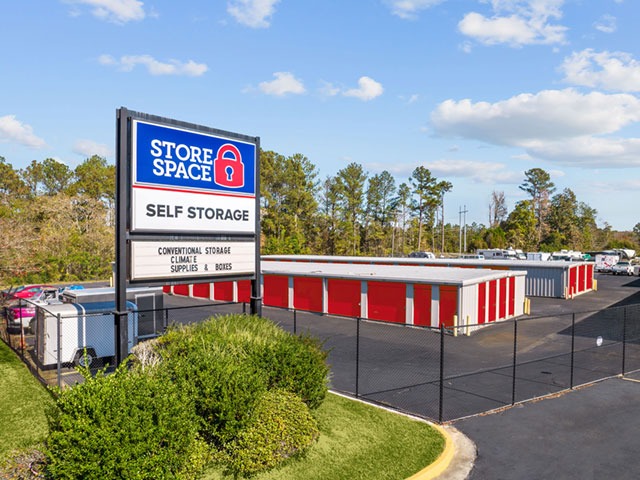 Store Space Self Storage at 1985 Gray Hwy