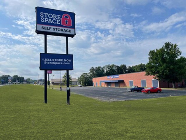 Store Space Self Storage at 1225 SC-72